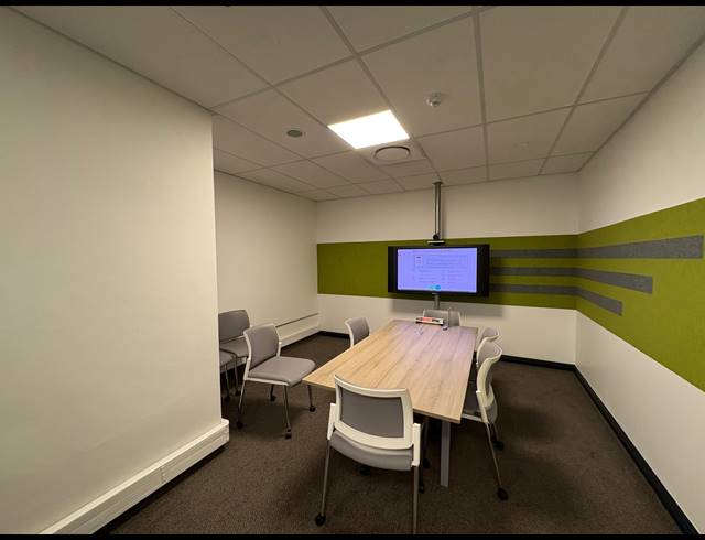 950M² OFFICE TO LET IN FORESHORE
